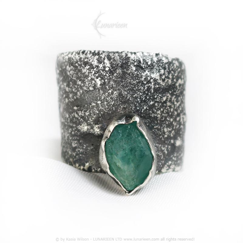 Handcrafted Brutalist Rustic Ring Textured Modern Rough Raw Apatite Artisan Jewelry Oxidized Sterling Silver Gothic Trendy Unique Ring