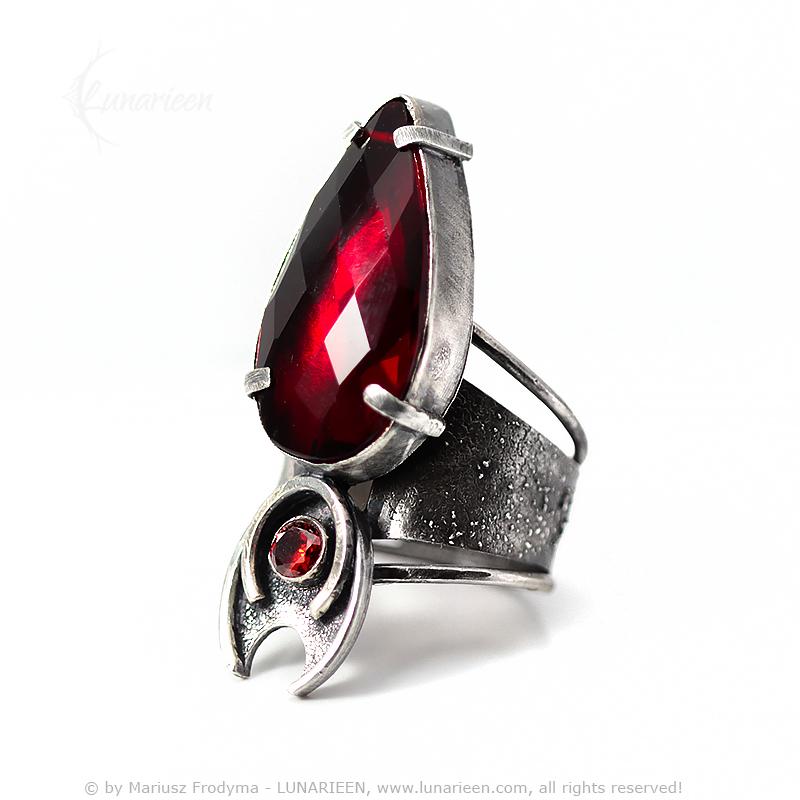 Handcrafted Rustic Brutalist Ring Textured Modern Faceted Red Quartz Oxidized Sterling Silver Gothic Trendy Jewelry Unique Statement Ring