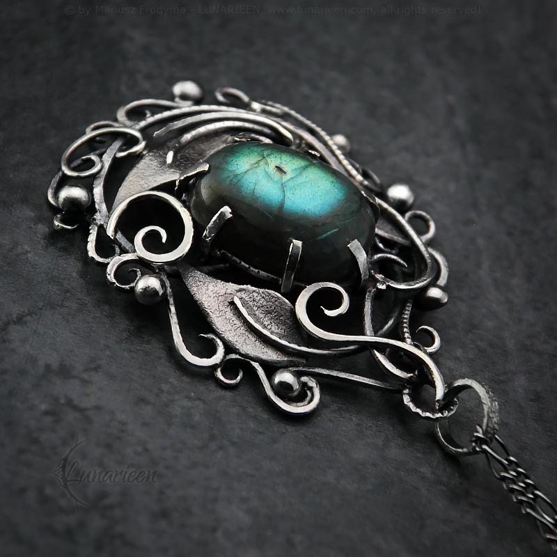 Sterling Silver Wire-Wrapping Antique Vintage Floral Victorian-Style Filigree Pendant Necklace Green Labradorite Unique Silver Jewelry Gift