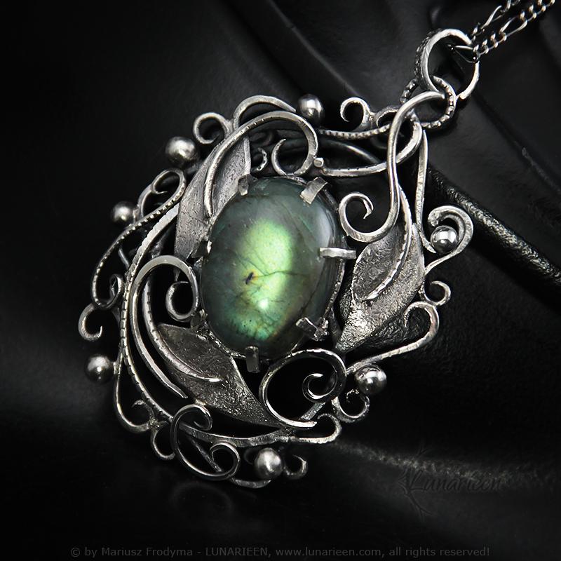 Sterling Silver Wire-Wrapping Antique Vintage Floral Victorian-Style Filigree Pendant Necklace Green Labradorite Unique Silver Jewelry Gift