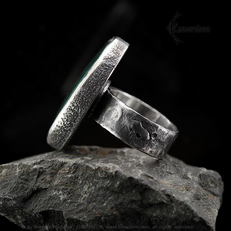 Handcrafted Rustic Sterling Silver Classic Antique Vintage Brutalist Style Natural Bloodstone Hammered Gothic Statement Unique Ring
