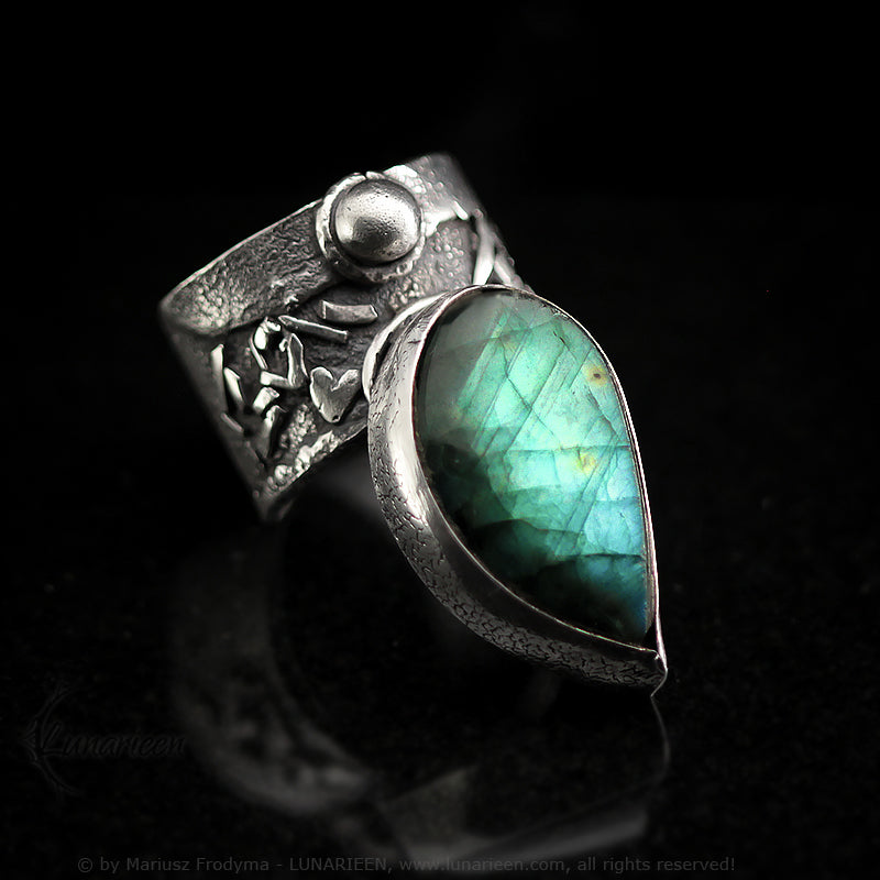 Handcrafted Sterling Silver Rustic Green Blue Labradorite Artisan Jewelry Brutalist Gothic Metalsmith Hammered Unique Ring