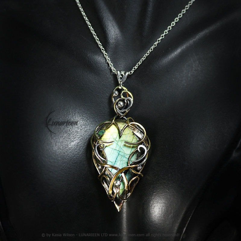 Labradorite Fae Necklace, Labradorite Pendant, retailer Electroformed Labradorite Necklace, Fairy Necklace, Faerie Jewelry, Elven Necklace, Cosplay