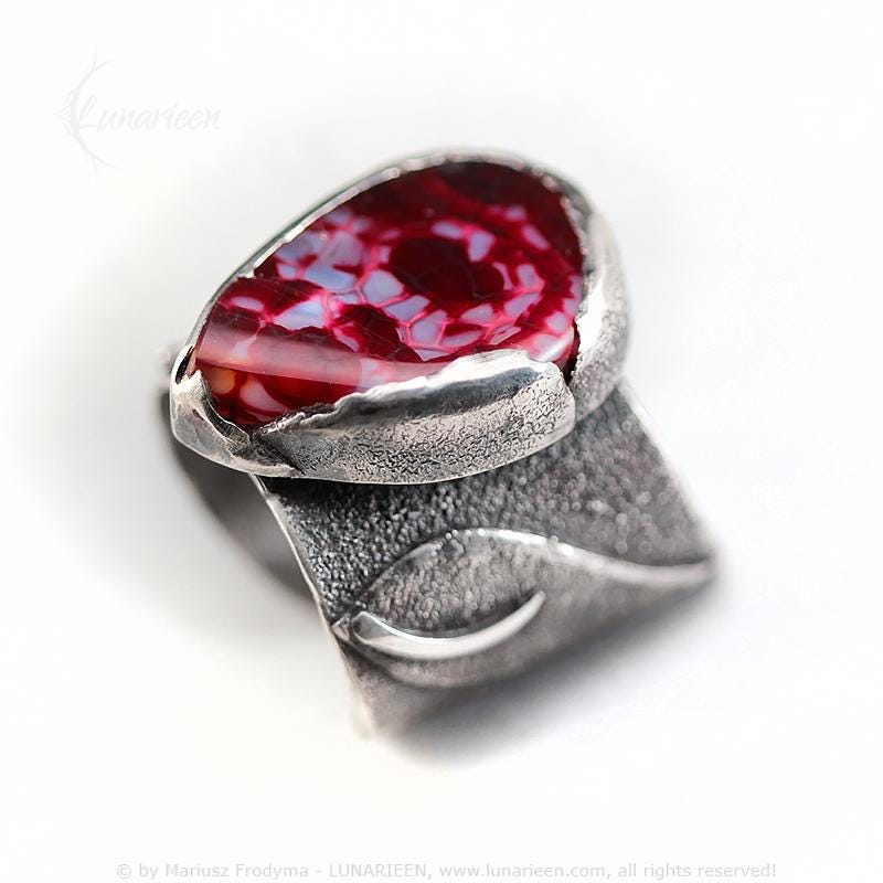 Handcrafted Sterling Silver Rustic Minimalist Floral Red Dragon Veins Agate Artisan Jewelry Brutalist Gothic Metalsmith Hammered Unique Ring