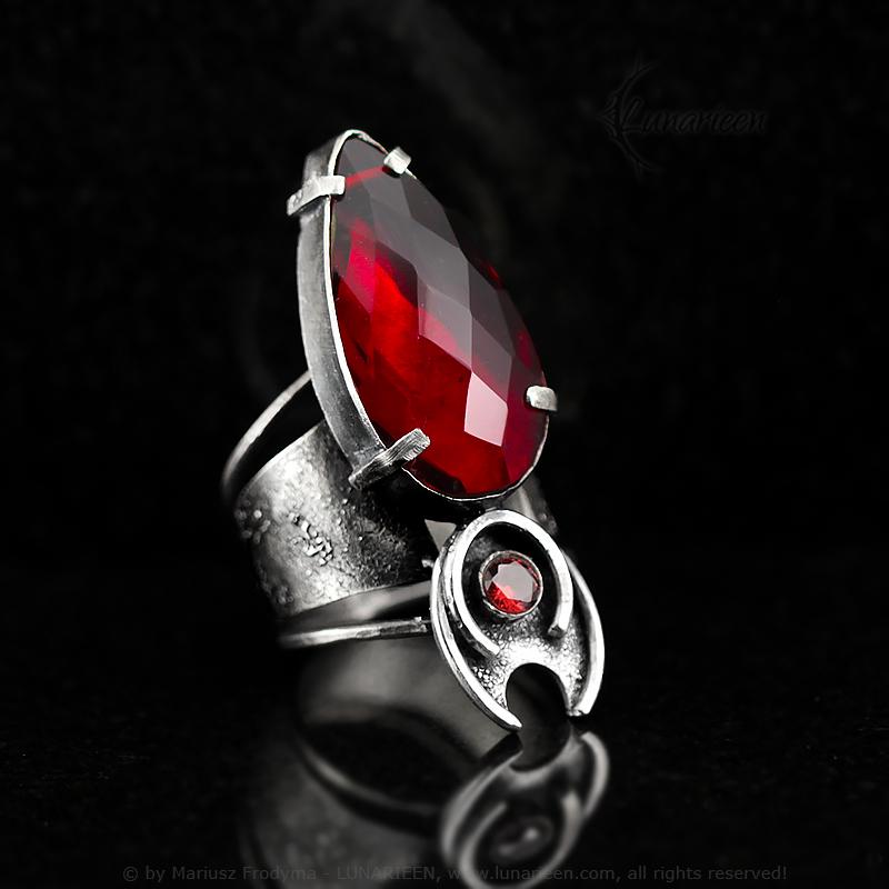 Handcrafted Rustic Brutalist Ring Textured Modern Faceted Red Quartz Oxidized Sterling Silver Gothic Trendy Jewelry Unique Statement Ring