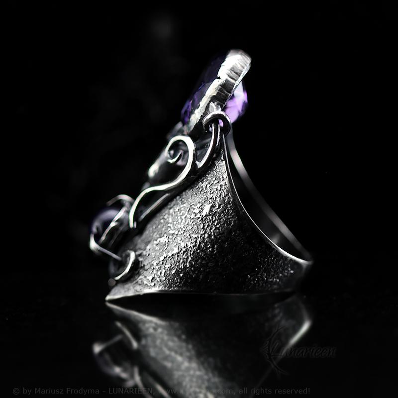 Handcrafted Oxidized Sterling Silver Amethyst Ring: Gothic Brutalist Jewelry