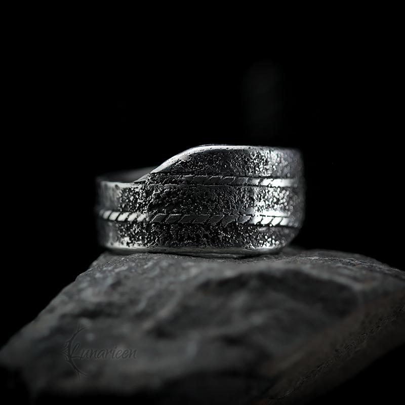 Handcrafted Rustic Sterling Silver Brutalist Style Rugged Fancy Oxidized Promise Hand-Forged Engagement Ring Mens Hammered Band Ring